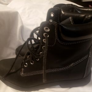 Black Boots